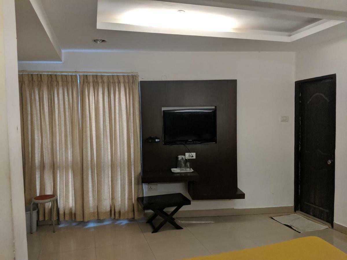 Aashraya Hotel Mysore Exterior foto