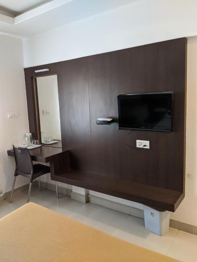 Aashraya Hotel Mysore Exterior foto